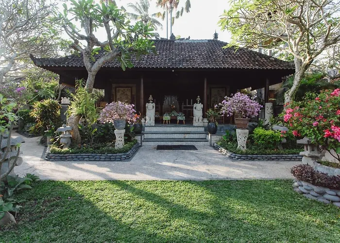Kishi-kishi Artvilla By Arthousebali ベッド・アンド・ブレックファスト 4*