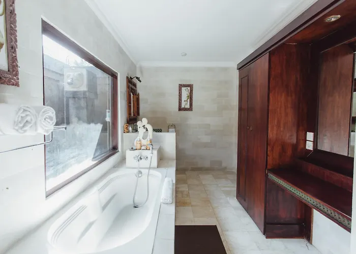 Kishi-kishi Artvilla By Arthousebali 4* Blahbatu